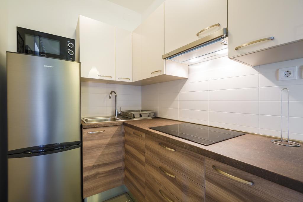Ivni Apartmani Novigrad Istria Δωμάτιο φωτογραφία