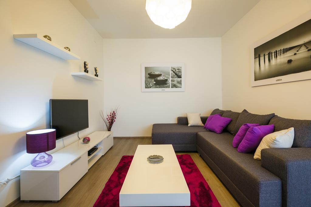 Ivni Apartmani Novigrad Istria Δωμάτιο φωτογραφία